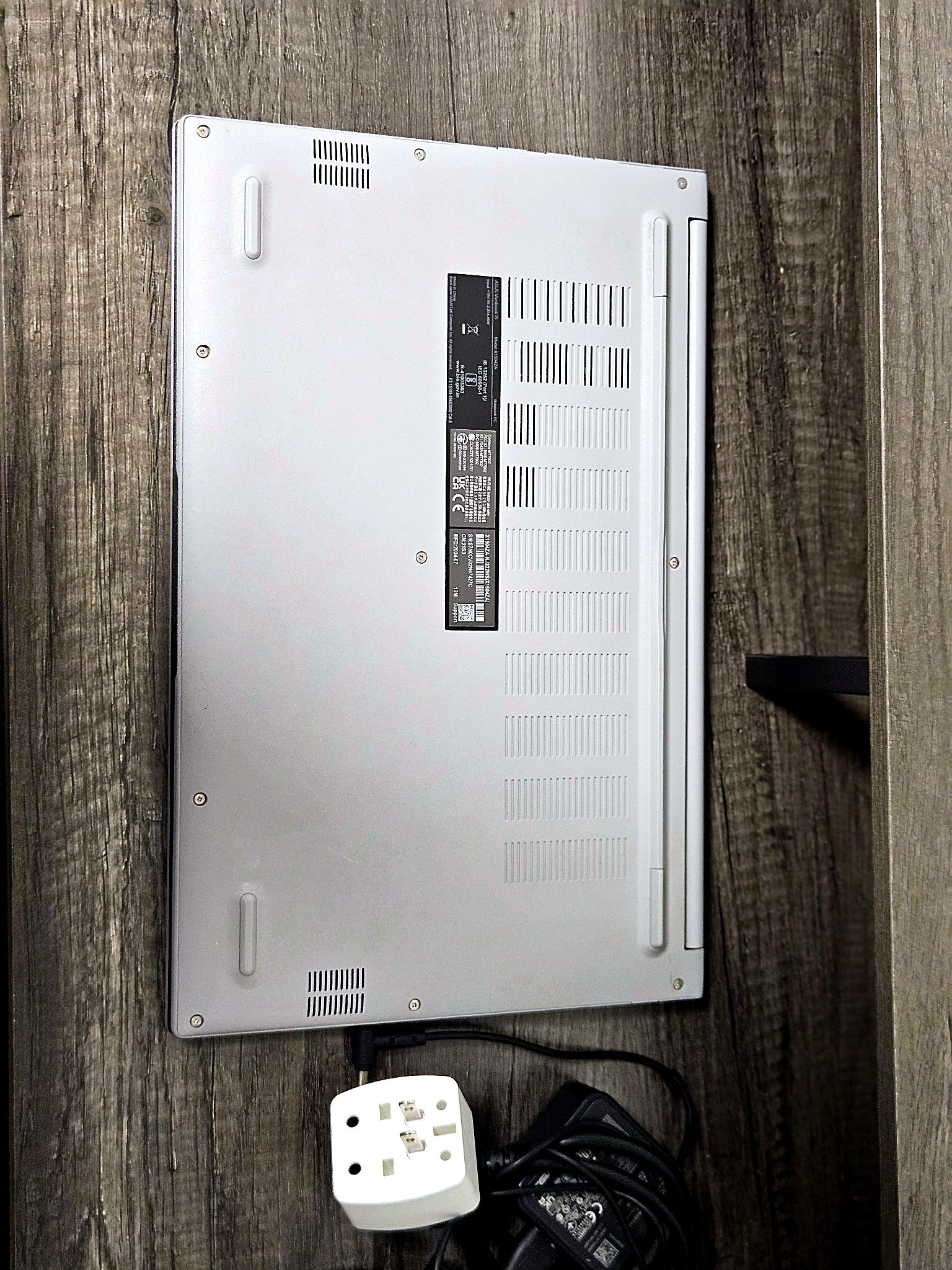 ASUS Vivobook thumbnail 6