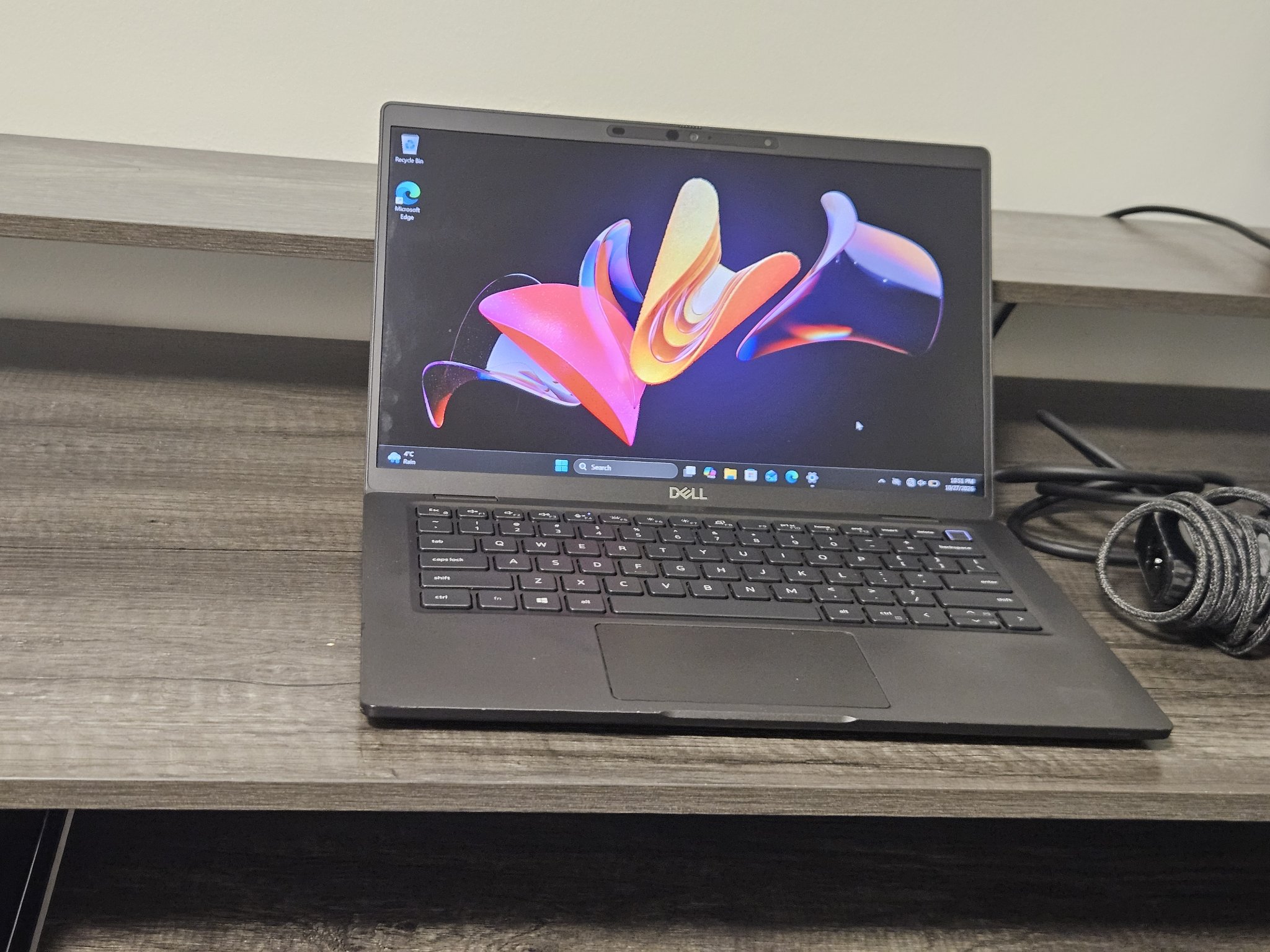 Dell Latitude 7320 thumbnail 3